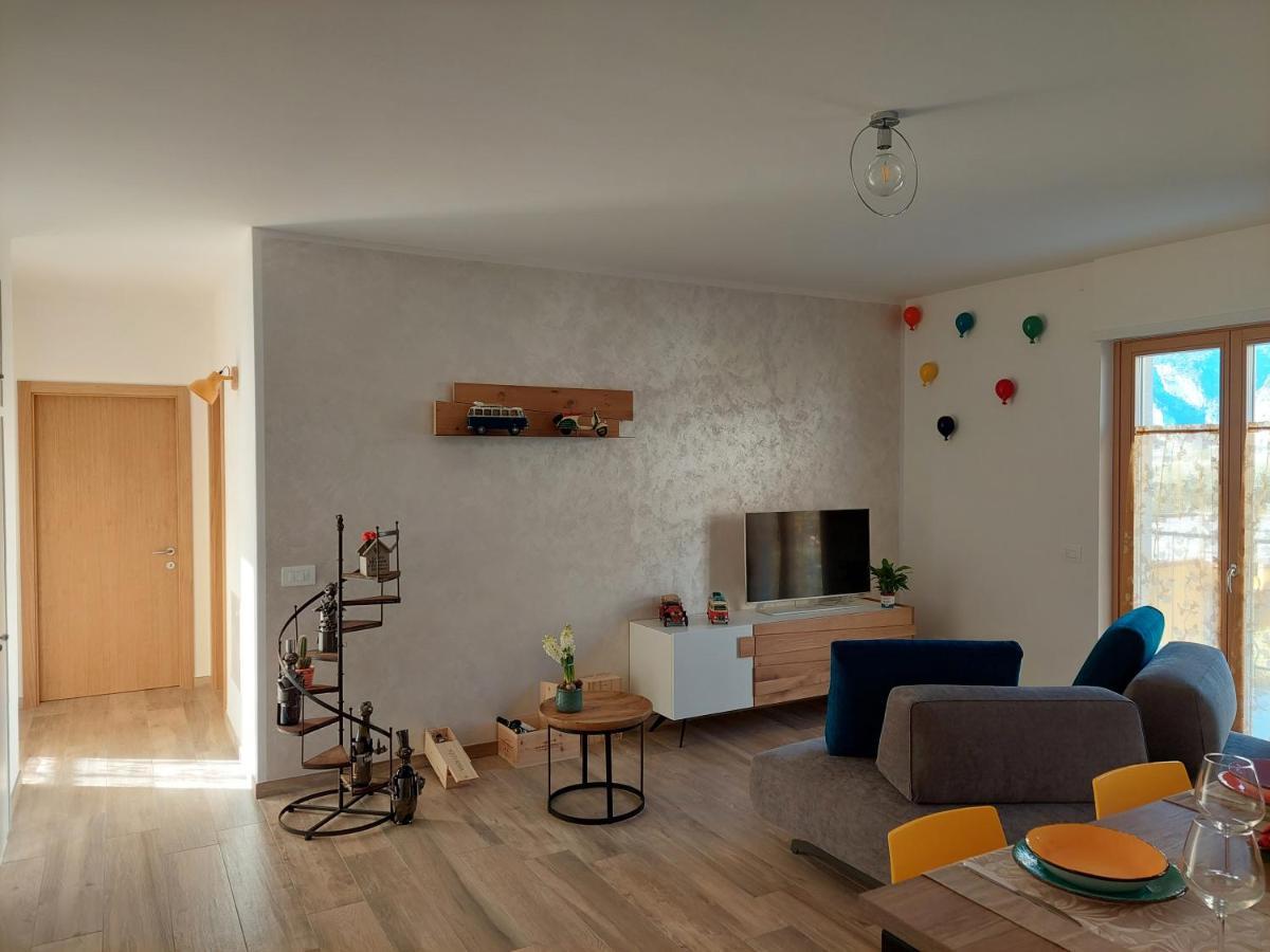 La Bougainville - Luxury Apartment Torbole Sul Garda Exterior photo